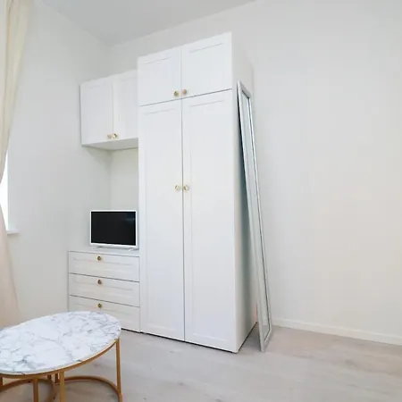 Stylish Studio, Private Parking, Washer & Dryer 公寓